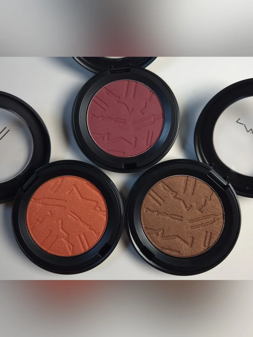 MAC Skinfinish Colourstruck Blush • Antique Velvet • Full Size • New in Box